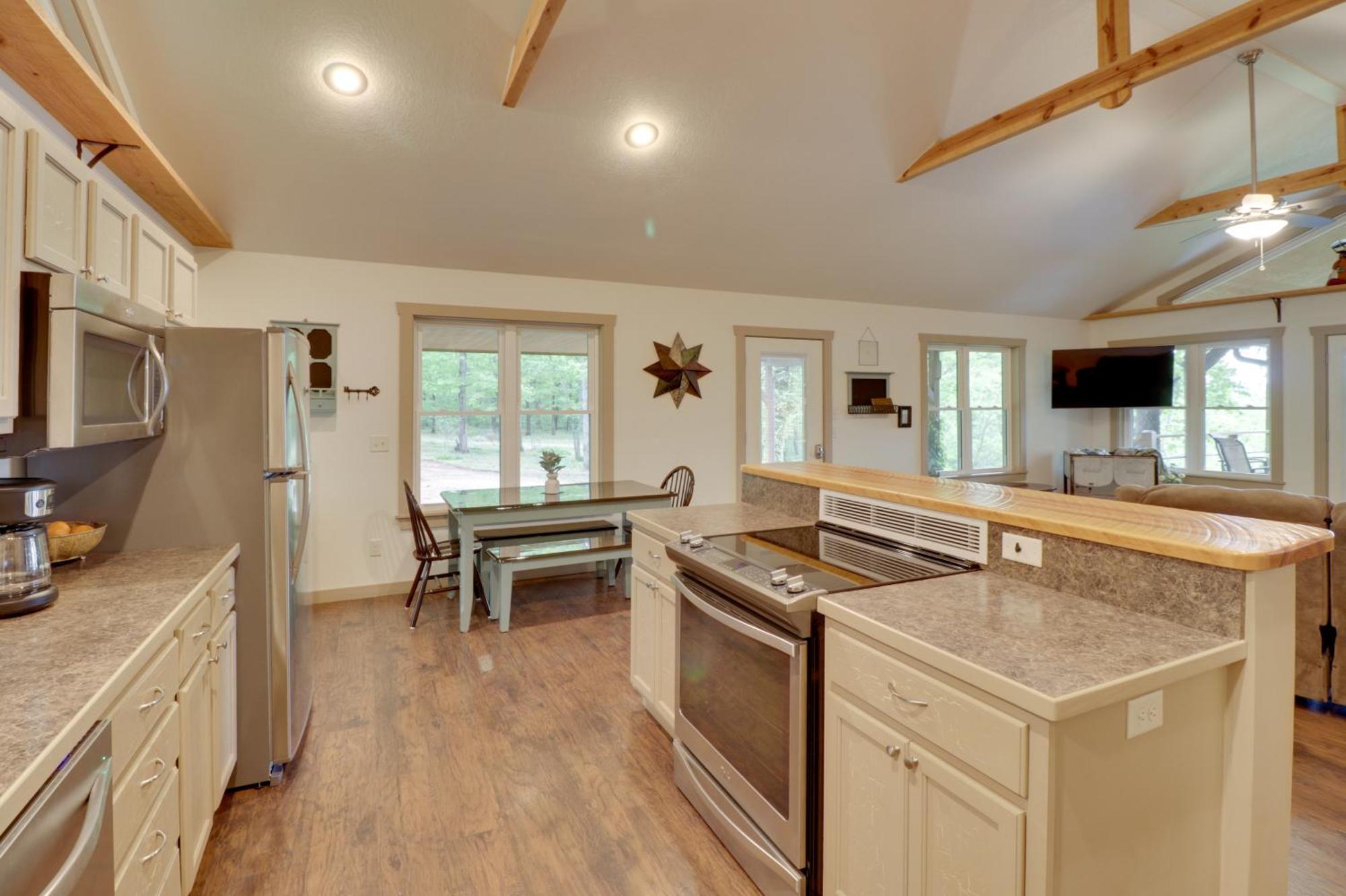 Spacious And Elegant Mountain View Cabin With Deck! מראה חיצוני תמונה