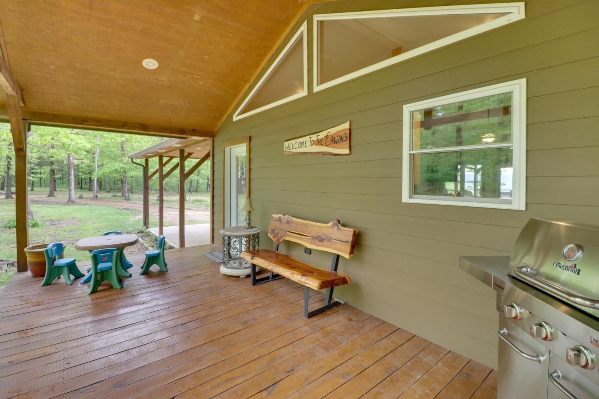 Spacious And Elegant Mountain View Cabin With Deck! מראה חיצוני תמונה